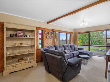 Idyllic Lifestyle with Unlimited Potential