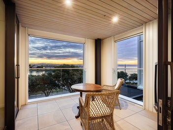 Luxury Waterfront Living in Ahuriri's Best Locale