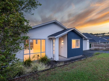Modern Single-Level Living on a 522m² section