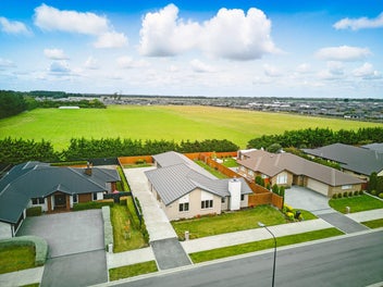 Spacious Family Living+ 4-Car Garage|$895K - $985K
