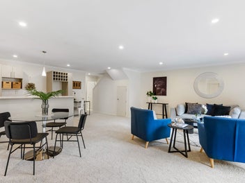 Chic Living at Futuna Close, Karori