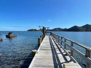 Architectural Retreat with its own Jetty & Mooring