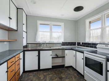 Convenient, Comfortable & Close to Everything!