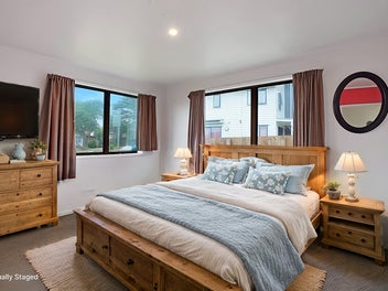 Home & Income Opportunity in Papatoetoe!