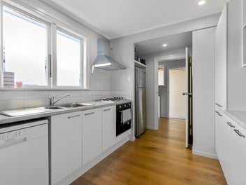 Home & Income in Pakuranga on 675sqm