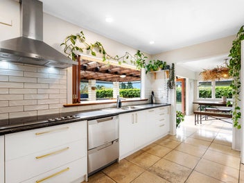 Sellers Want Action Call The Agents Now