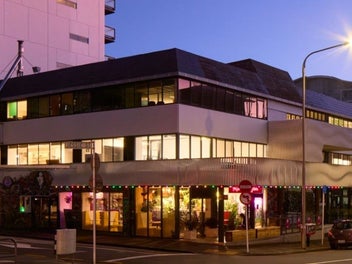 Image 1 of 1