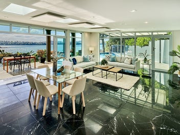 TIMELESS DESIGN, EXCLUSIVE LIFESTYLE!