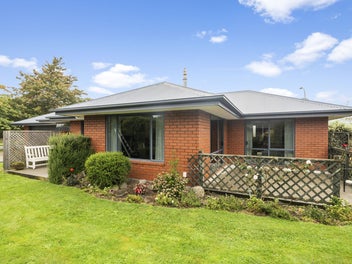 Modern Family Home with Space, Comfort & Style