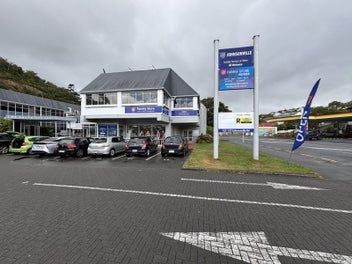 Image 1 of 6