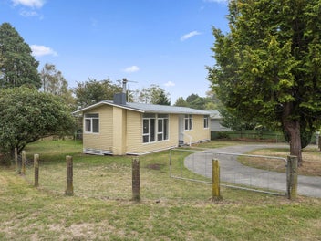 Great Investment or First Home Potential!