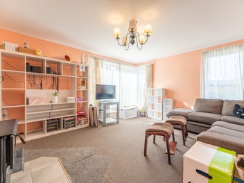 Get yourself on the property market!