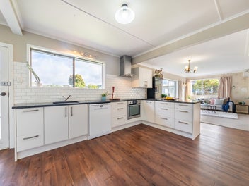 Exceptional Living Space with a Standout Kitchen