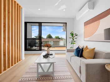 Brand New Freehold Gem in Mt Wellington