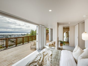 Swoon; remarkable design and build