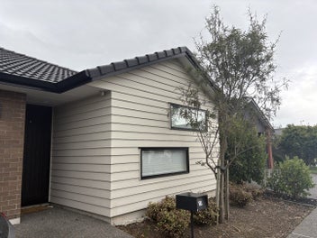 Image 1 of 20