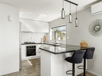 Calling All Downsizers & First Home Buyers!