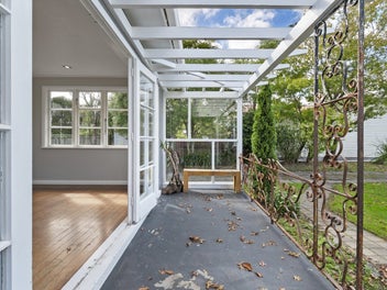 15 Rira Street, Marton – owners need It sold!