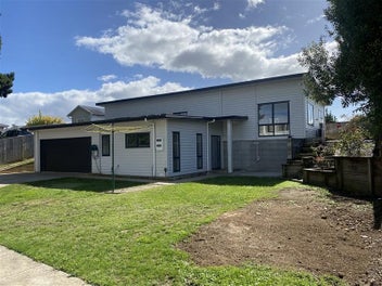 Image 1 of 14