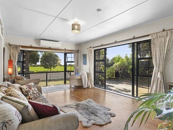 Perfect First Home or Investor Gem in The Wood