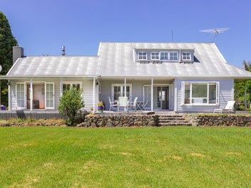 Family home, big land, endless opportunity