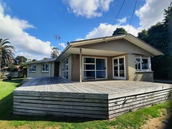 Image 1 of 20