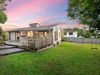 Location - Land Size - Value - Must Sell @ Auction
