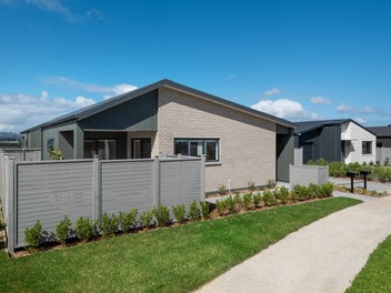 2 Bed Duplex + Garage - Park Green Karaka