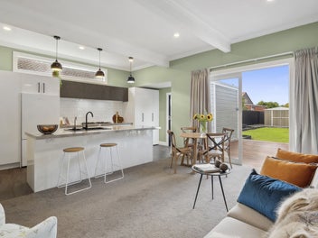 Stylish Home in St Clair School Zone