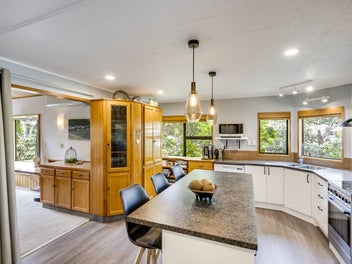 Easy living - Great location