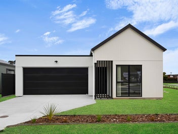 Modern Coastal Living in Kawakawa Bay