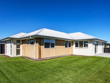 Downsizing or First Home UNDER CONTRACT