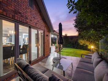 This Contemporary Home Is Extraordinary
