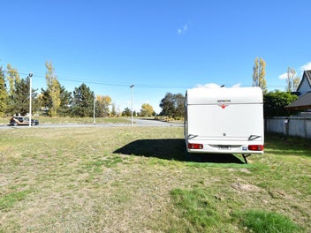 Flat, Sunny & Ready To Go!