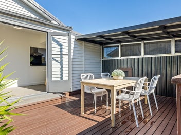 Serious Sellers. Smart Buying.