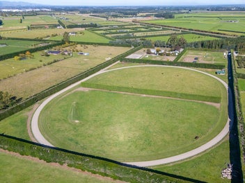 Sizeable Lifestyle, Racing and Equestrian Property