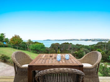 Idyllic coastal escape with panoramic views