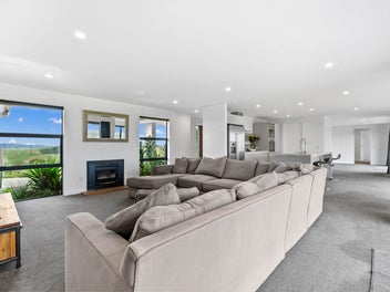 Executive Home, Rural Lifestyle, Amazing Views