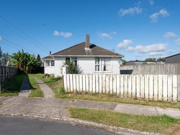 Image 1 of 4