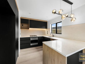 Stunning Brand-New Family Home in Papatoetoe!