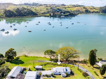 Pahi Paradise - Unmatched Views!
