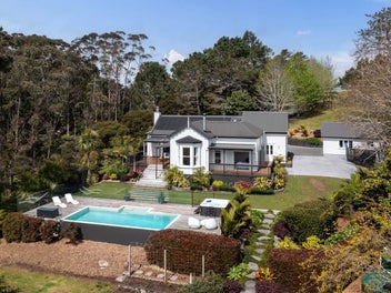 Luxurious Lifestyle Retreat