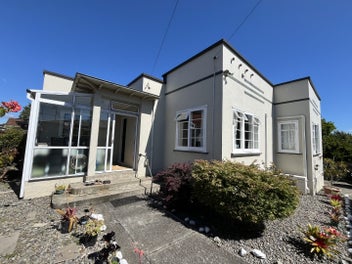 Image 1 of 20