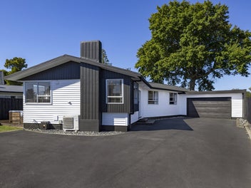 Renovated Elegance in Chartwell