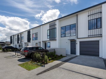 New Build 3 Bed Home with Garage - Waiata Shores
