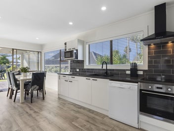 Seriously for Sale - Family Living with a Bonus!