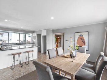 Love The Space, Live The Location