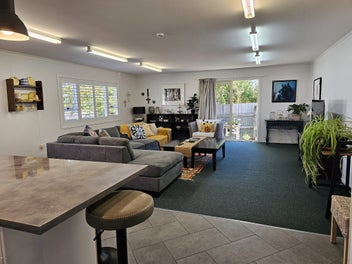 Image 1 of 10