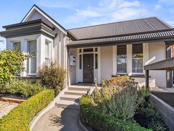 Charming on Craigie Ave