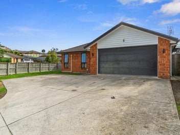 Spacious Family Home in Sought-After Huntly